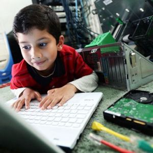 英国5岁男孩已是微软公司认证电脑专家