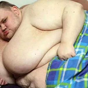 英国最胖男子猝死家中 体重达800多斤